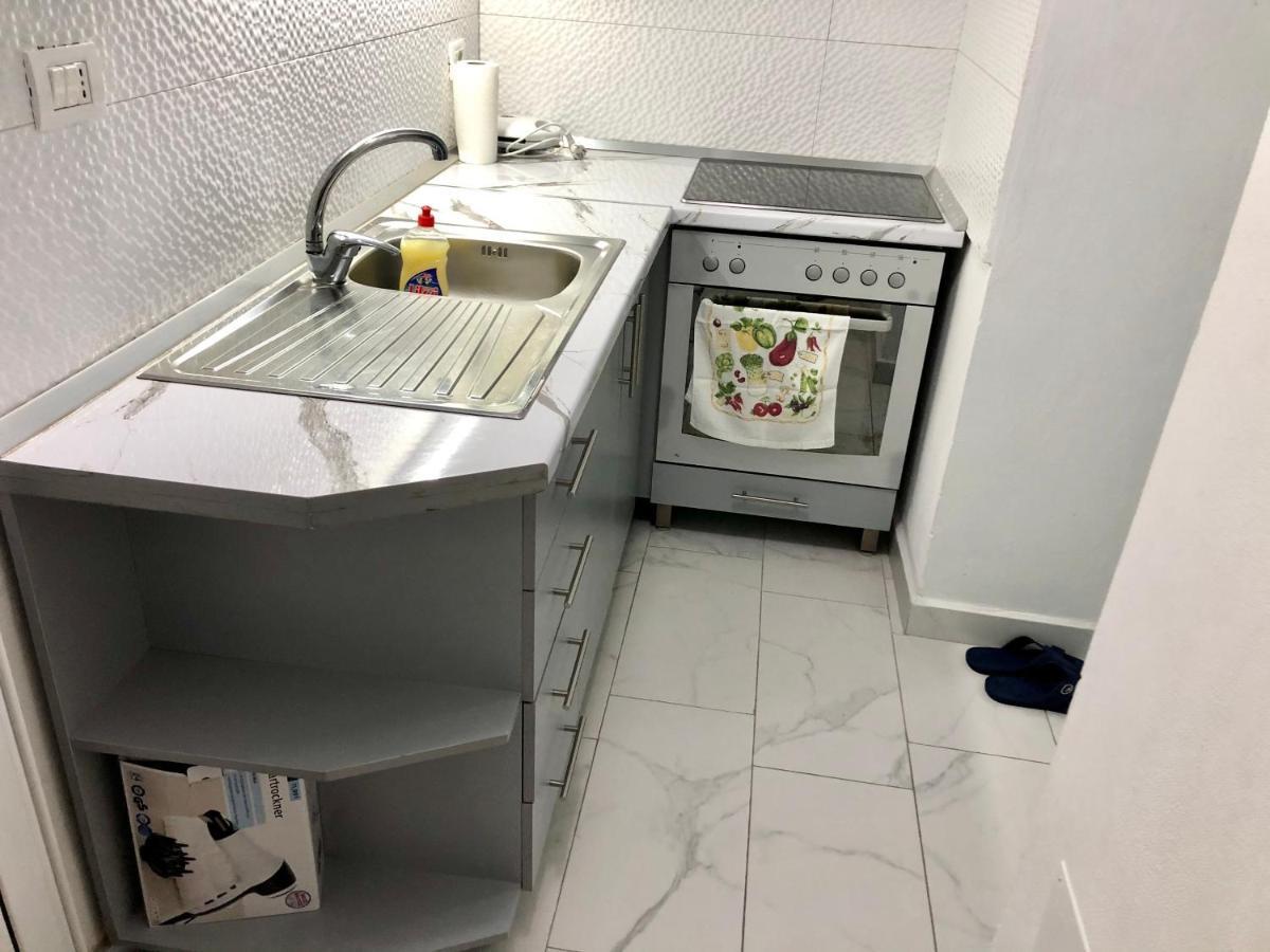 Superb Studio Apartment Near To The City Center Tiran Dış mekan fotoğraf